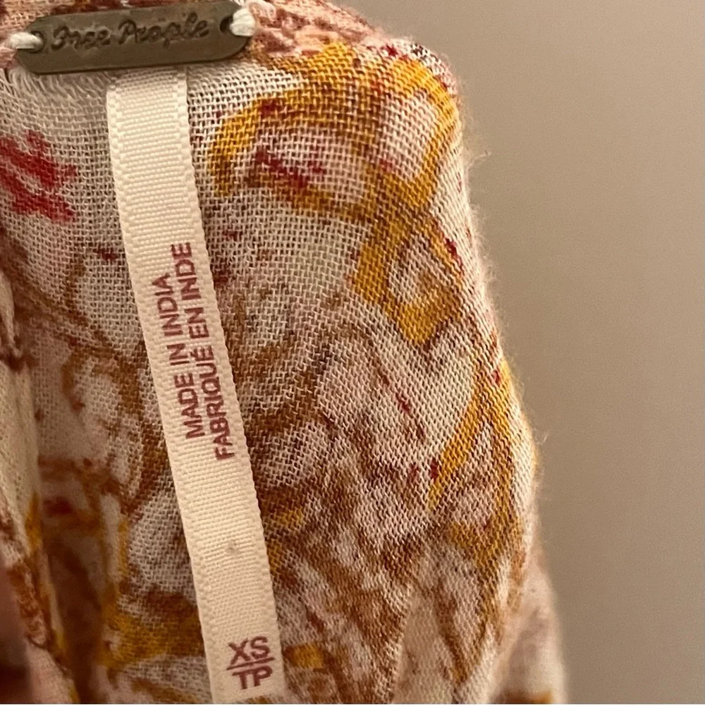 Free People Lady Luck Cut Out Back Bell Sleeve Tunic Top - Picture 9 of 11